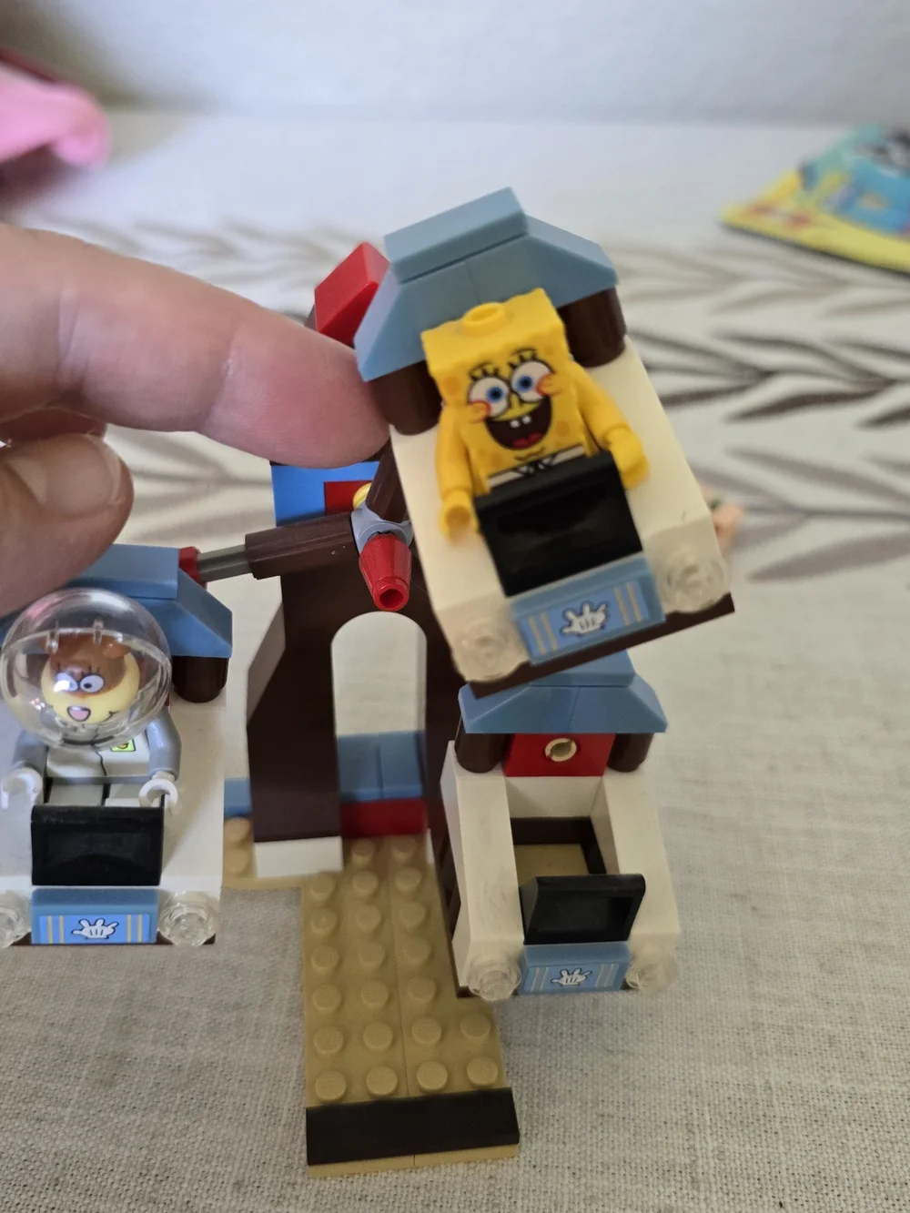 LEGO SpongeBob SquarePants Glove World Set 3816